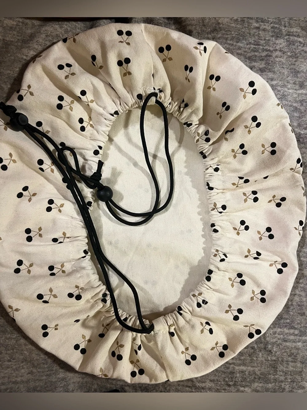 Kids Toy Drawstring Play & Storage Bag - Cream Cherry Print